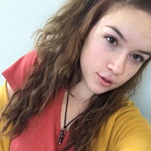 Meet your Posher, Mackenzie